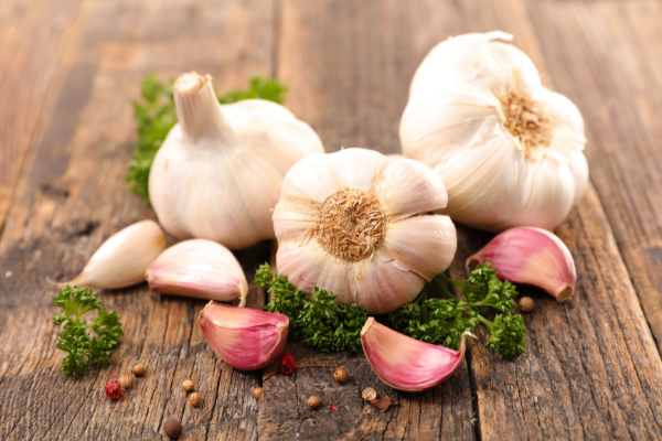 we are having serious problems in the european ports for shipments of garlic to leave